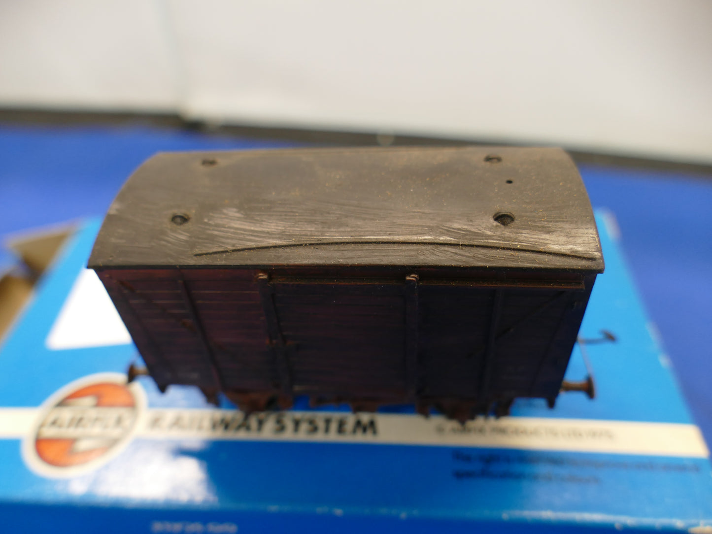 Airfix OO 12 Ton Box Wagon (used)
