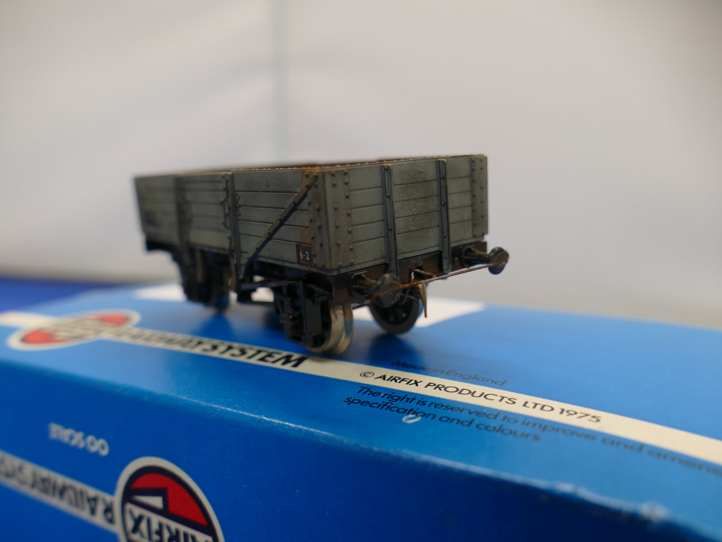 Airfix OO 5 Plank Wagon (used)