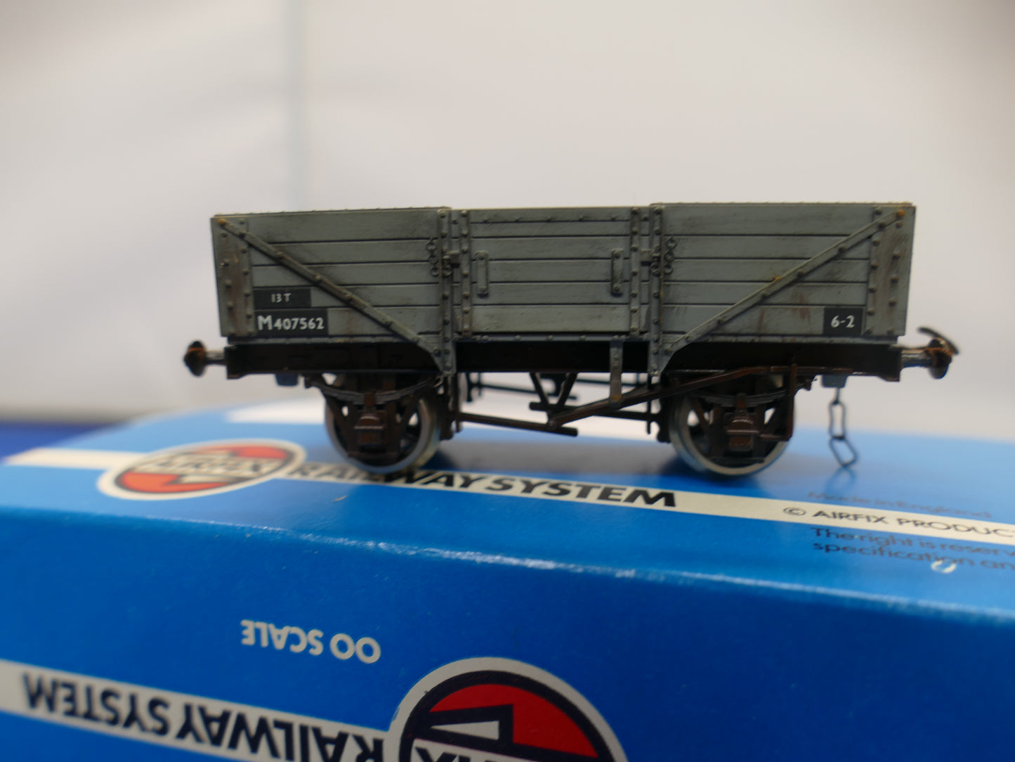 Airfix OO 5 Plank Wagon (used)