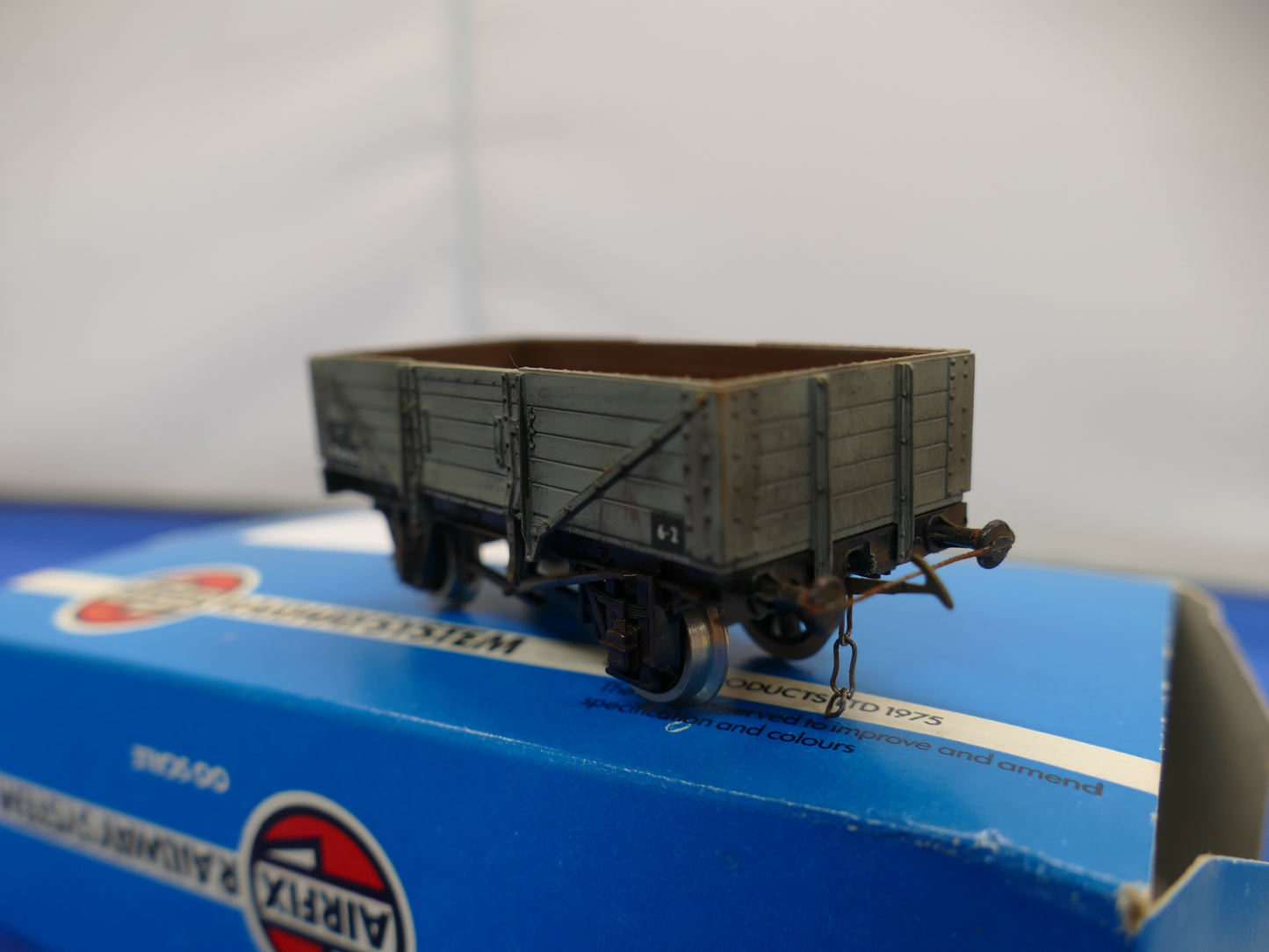 Airfix OO 5 Plank Wagon (used)