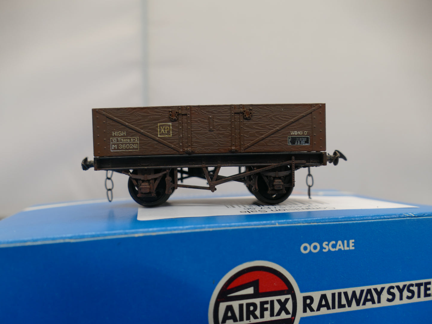 Airfix OO 5 Plank Wagon (used)