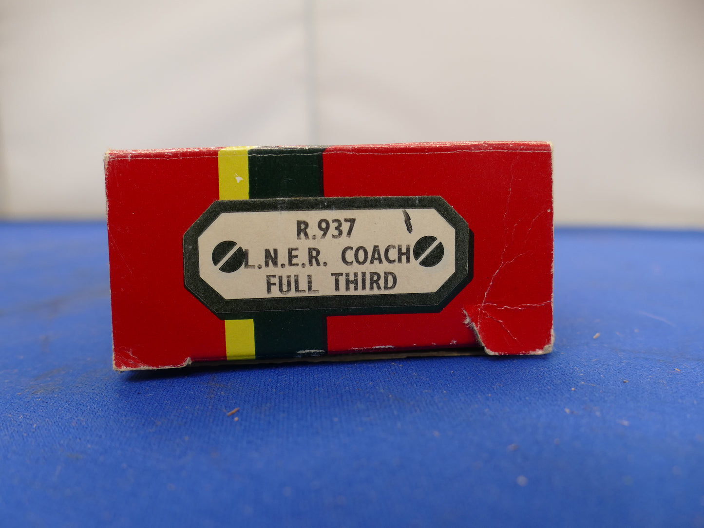 Hornby R937 LNER Coach (Used)
