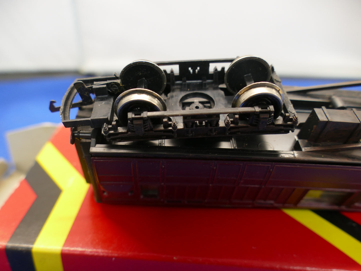 Hornby R436 LNER Coach (Used)