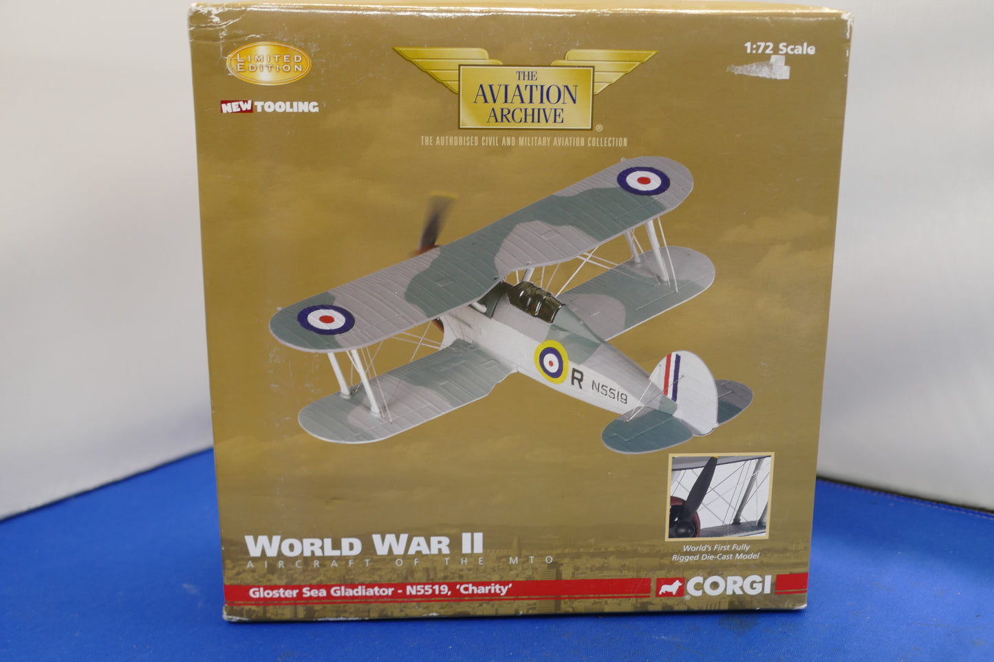 Corgi Gloster Sea Gladiator "Charity" (pre owned)