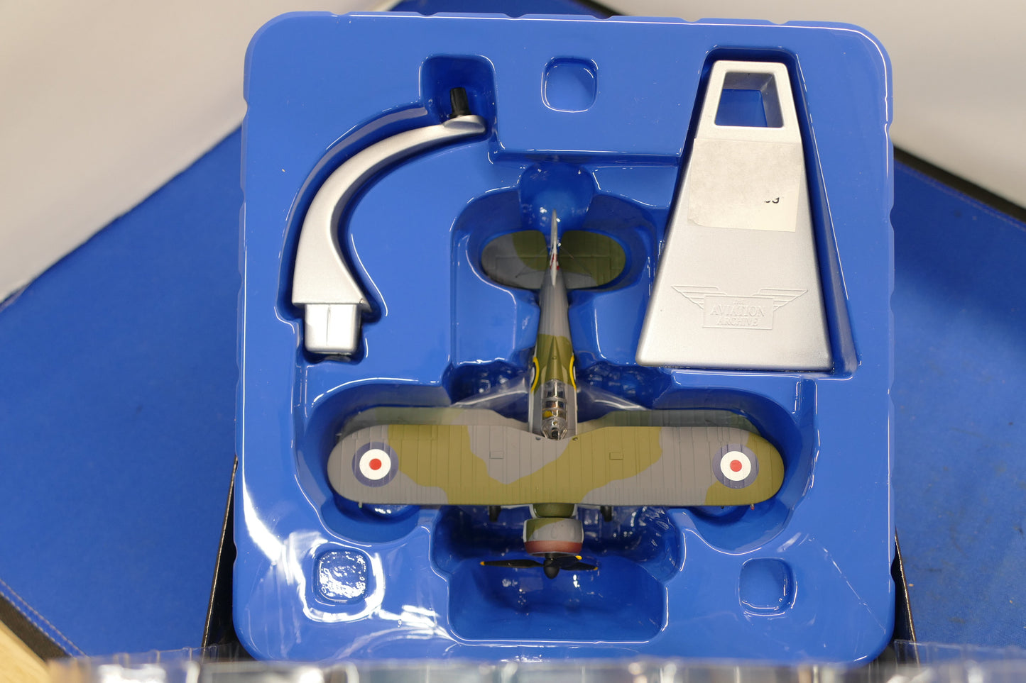 Corgi Gloster Sea Gladiator "Charity" (pre owned)