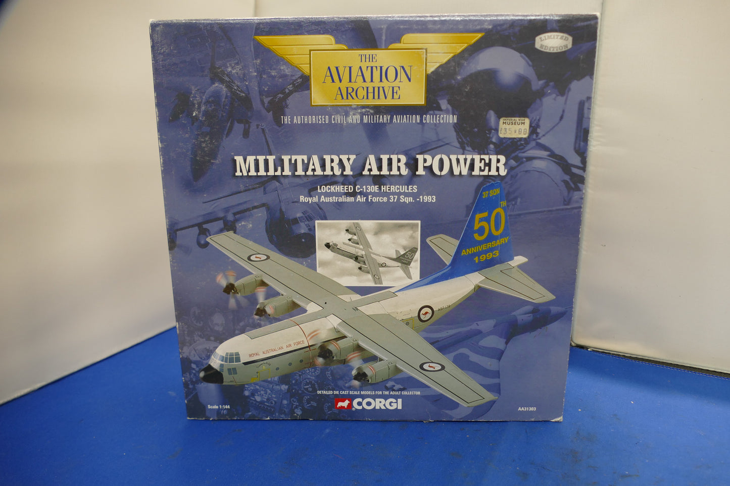 Corgi Lockheed C-130E Hercules RAAF (pre owned)