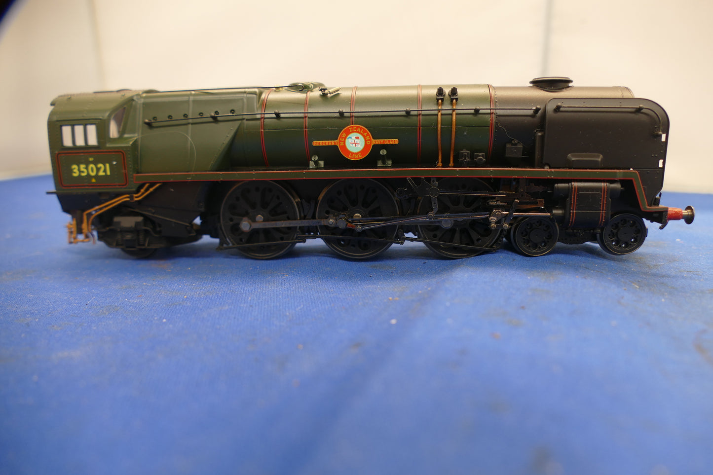 Hornby OO R2300 "Bournemouth Belle" set (used)