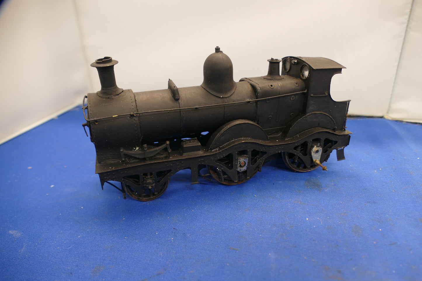 "O" Gauge Metal Loco 2-4-0 (used)
