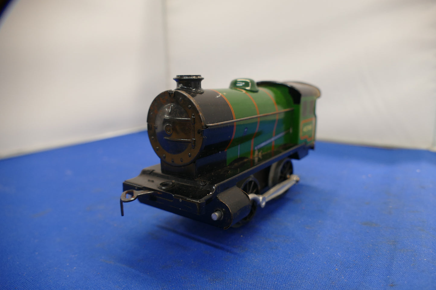 "O" Gauge Clockwork Metal Loco (used)