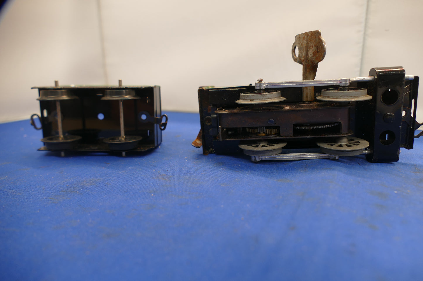 "O" Gauge Clockwork Metal Loco (used)
