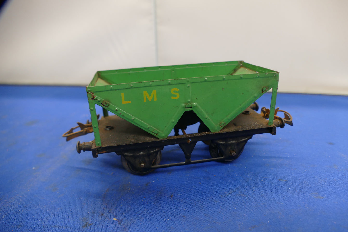 Hornby O Gauge Tinplate Hopper Wagon "LMS" (used)