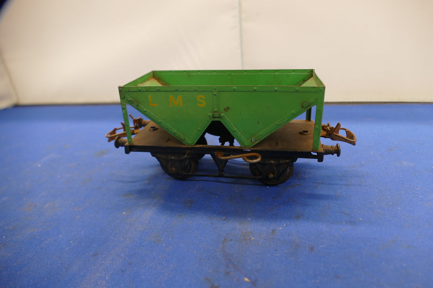 Hornby O Gauge Tinplate Hopper Wagon "LMS" (used)