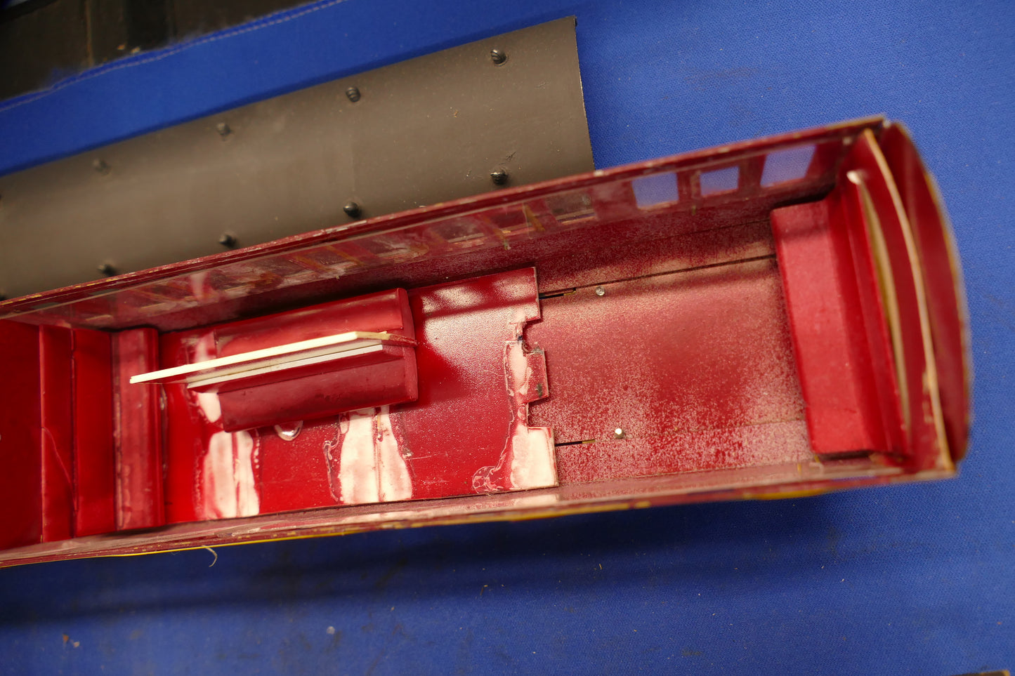 "O" Gauge  2x Coach Kits (used)