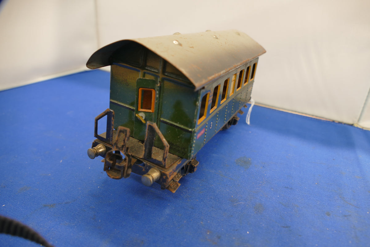 Marklin O Gauge Tinplate Coach