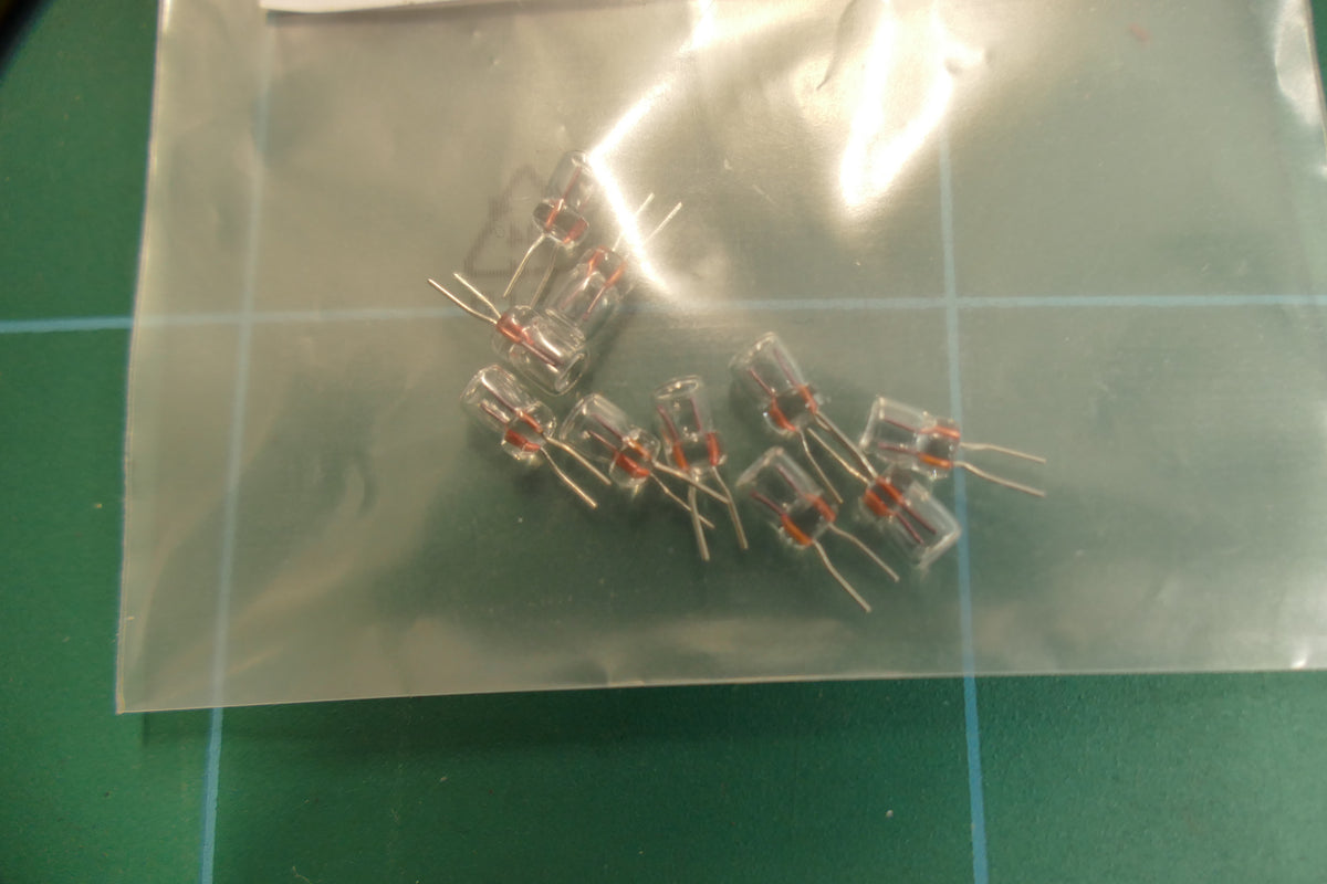 10 x clear 5V Plug In Bulb Was L68511