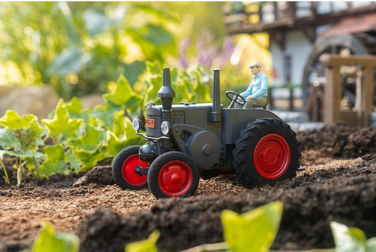 Pola 331619 Lanz Bulldog Tractor Kit