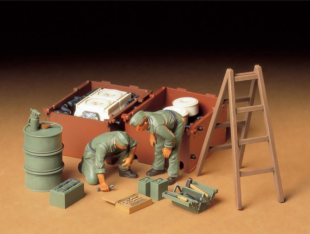 Tamiya - GERMAN TANK MAINTENANCE CREW KIT- 35180