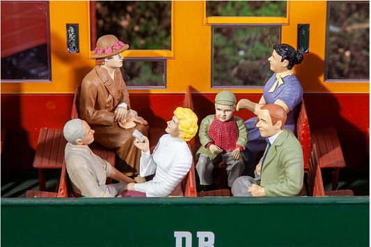 Pola 331502 Seated Passengers (6) Figure Set