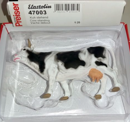 Preiser Standing Cow 47003