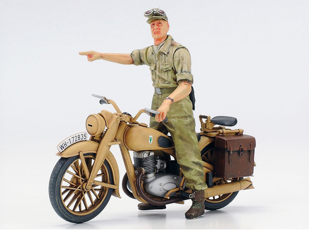 Tamiya - 1/35 Sdkfz 222 North Africa
