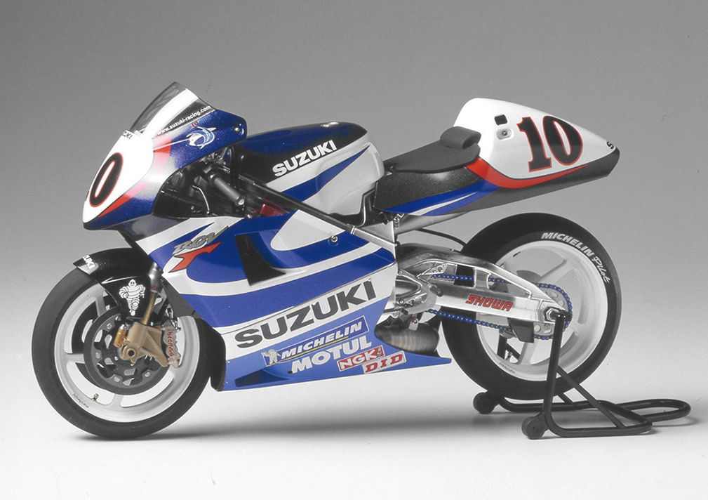 TAMIYA 1/12 Suzuki RGV-1 XR89 Model Kit