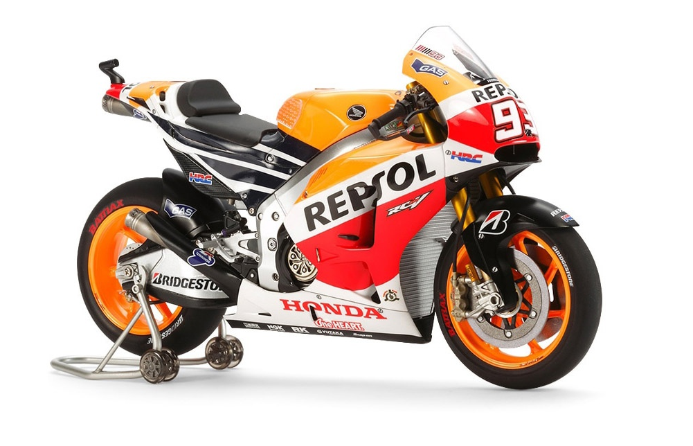 TAMIYA 1/12 Repsol Honda RC213V 2014 Model Kit