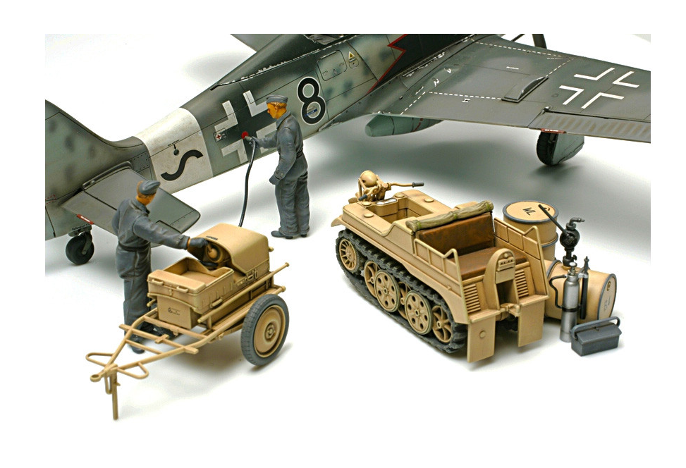 Tamiya - 1/48 German Aircraft Power Supply Unit & Kettenkraftrad Set