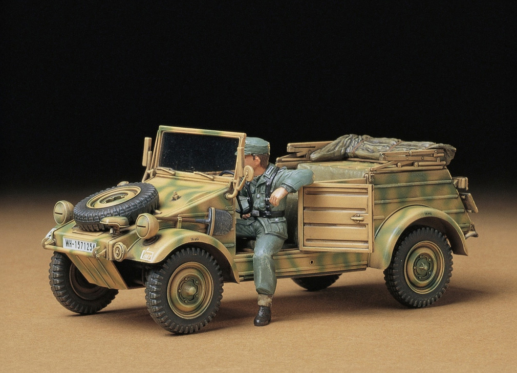 Tamiya - German Kübelwagen Type 82