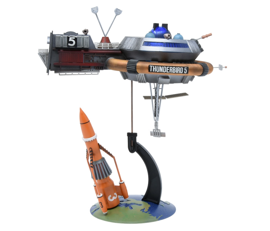 AiP Thunderbird  5 with Thunderbird 3 model kit