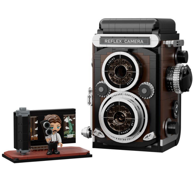 Pantasy - Retro Twin Lens Reflex Camera