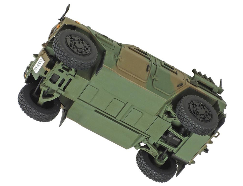 TAMIYA 1/48 JGSDF LIGHT ARMORED VEHICLE