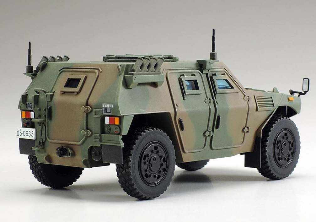 TAMIYA 1/48 JGSDF LIGHT ARMORED VEHICLE